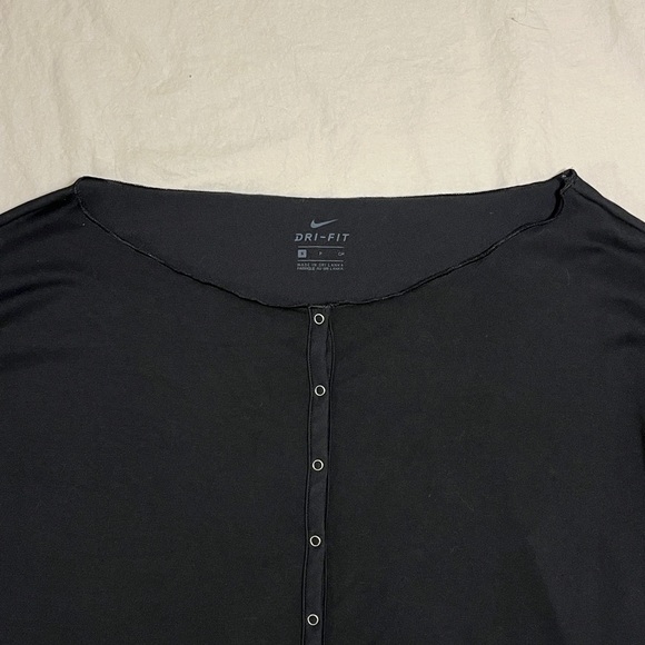 Nike Dri-Fit button up top, black - Picture 3 of 4